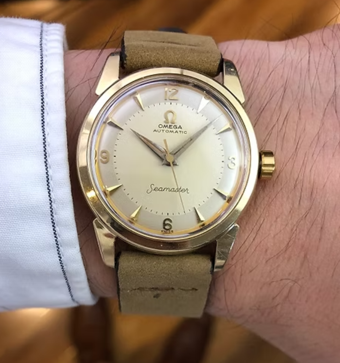 Elegant Multi-Function Men’s Watch – Classic Edition